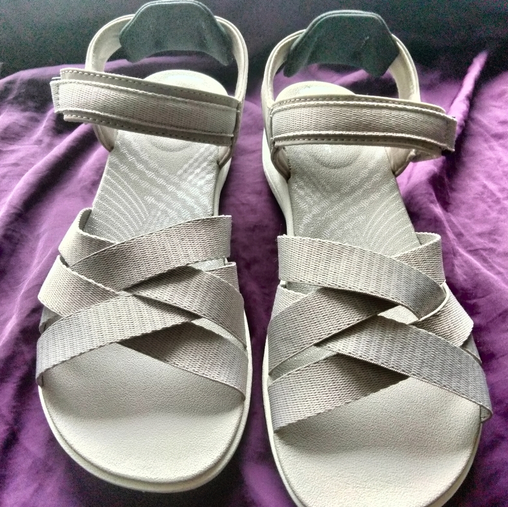 Clarks sandals